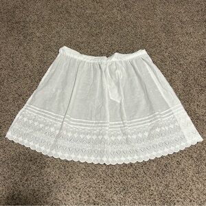 Elegant White Lace Trim apron